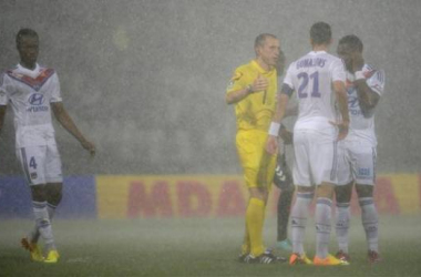 Reims chante sous la pluie