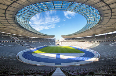 Un estadio y un árbitro que
pueden convertirse en históricos en el fútbol español