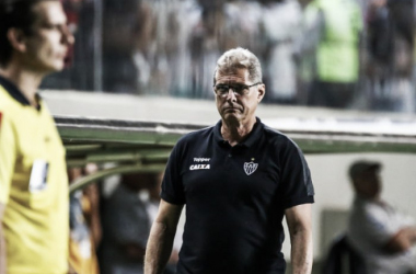 Oswaldo destaca torcida do Atlético-MG após vitória sobre São Paulo: "Jogou o time para cima"