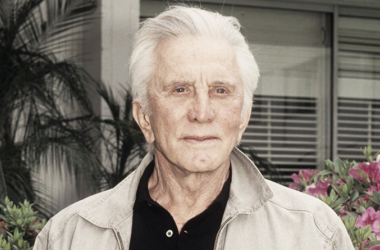 Kirk Douglas, um dos melhores atores do cinema, completa 100 anos