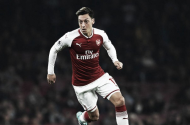 Özil: “En el campo, solo pienso en el equipo, en mí mismo y en lo que sucede en el terreno de juego”