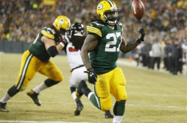 Green Bay Packers Hold Off Atlanta Falcons, 43-37