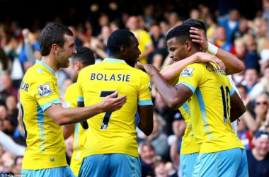 Everton 2-3 Crystal Palace: Eagles get first win in dramatic style