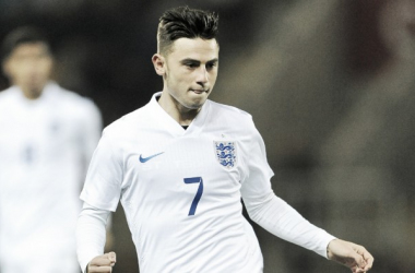 Patrick Roberts completes 18-month loan switch to Celtic
