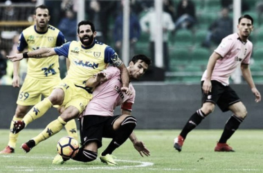 Serie A - Chievo e Palermo tra noia e delusione, i siciliani sono in B (1-1)