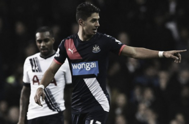 Newcastle forward Pérez flattered by transfer rumours