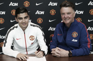 Andreas Pereira signs new three-year United deal