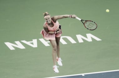 Kvitova se cita con Halep en las semis de Wuhan