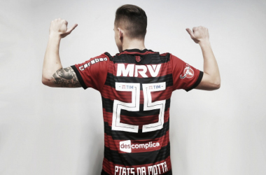 Ex-San Lorenzo, volante Piris da Motta é anunciado como novo reforço do Flamengo