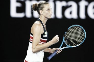 Pliskova sufre ante Strycova para llegar a cuartos de Australia