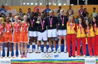 Bronce de las chicas del basket 3x3 en Nankín