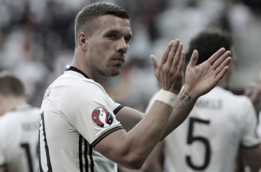 Fortaleza faz proposta por Podolski, segundo jornalista italiano