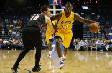 Julius Randle Shines As Los Angeles Lakers Beat Shorthanded Portland Trail Blazers