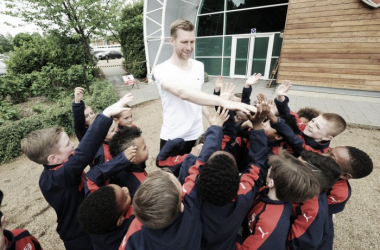 Mertesacker se encargará de la academia del Arsenal