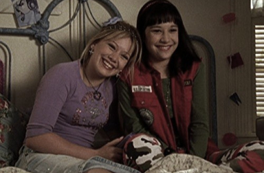 Lizzie McGuire estará prometida en la nueva serie de Disney+