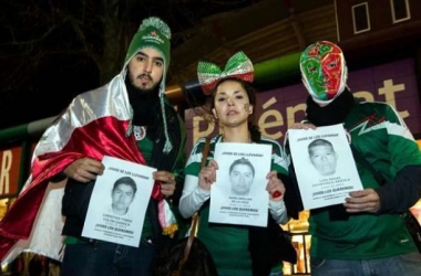 Ayotzinapa se hizo presente en el Holanda - México