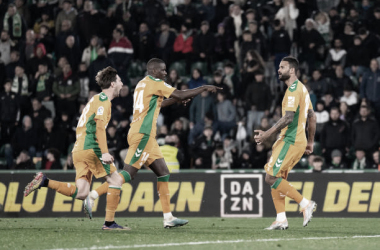 Miranda, Carvalho y William José celebrando un gol ante el Elche. || Foto: Getty Images.&nbsp;
