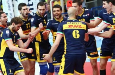 Pallavolo maschile - La Dhl Modena espugna il PalaTrento e sfiderà Perugia nella finale scudetto