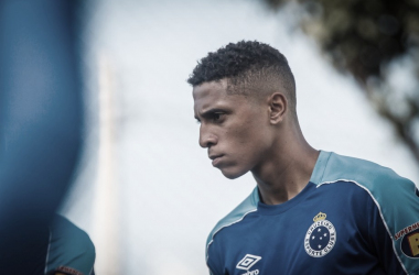 Rafael Santos deve deixar Cruzeiro por empréstimo rumo à Chapecoense 
