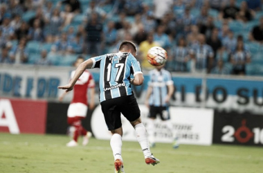 Ramiro celebra gol e se coloca à disposição de Roger Machado: "Quero jogar sempre"