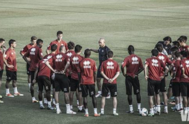 El Rayo Vallecano se pone a tono con una doble sesión de entrenamiento