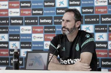 Vicente Moreno: “El Málaga es un
rival muy complicado, que ha comenzado muy bien”