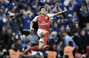 Alexis entrega al Arsenal su segunda final consecutiva