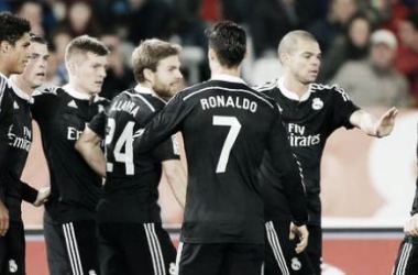 Il Real non si ferma più: sono 20 vittorie consecutive, battuto anche l'Almeria