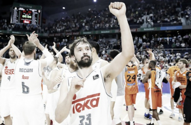 Los blancos marchan 2-0 a Valencia gracias a otro contundente final