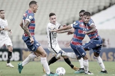 Corinthians e Fortaleza se enfrentam em duelo pela Libertadores