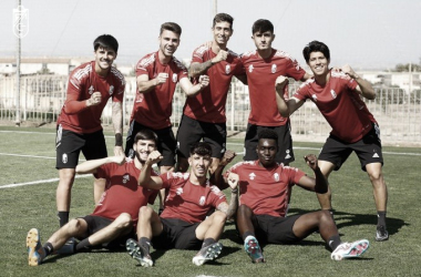Jugadores del Recreativo Granada tras el último entrenamiento previo al partido | Foto: @canteranazari