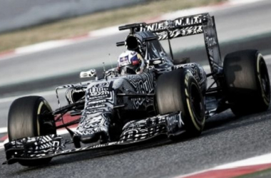 F1: Test Barcellona 1, Day 2. Red Bull davanti ma è il giorno della Mercedes. Ferrari ok