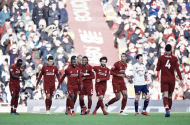 Liverpool dá show contra Bournemouth e retoma liderança da Premier League