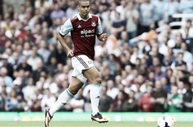 Arsenal face battle for Winston Reid