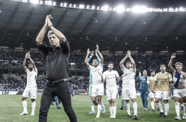 Renato Gaúcho elogia jogadores do Grêmio após classificação na Copa do Brasil: "Estão todos de parabéns"