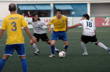 Orihuela CF - Ontinyent C.F.: un partido con la permanencia como objetivo
