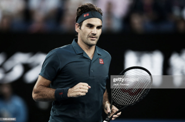 Federer arranca con una sufrida victoria su andadura en Dubai