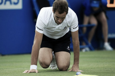 Gasquet se arruga con la lluvia