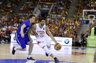 Spain Thumps France 88-64 In Surprising Blowout