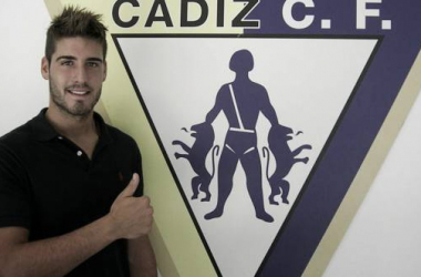 El Cádiz ficha al portero Ricky Alonso