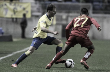 El Villarreal suda sangre para vencer al Cádiz