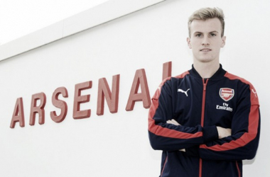 Rob Holding es nuevo defensor del Arsenal