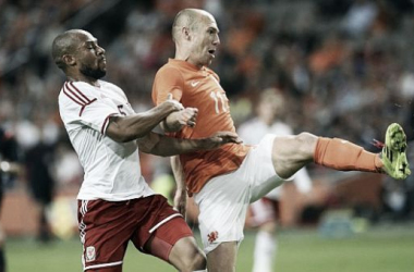 Robben: &quot;Ante España saldremos con cinco defensas&quot;