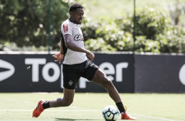 Após período de readaptação, Roger Bernardo crê em &#039;2018 especial&#039; para Atlético-MG