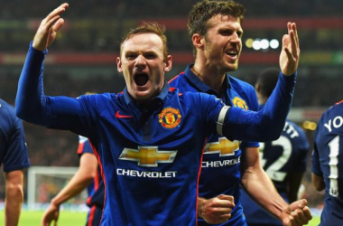 Wayne Rooney thinks Manchester United can win the league