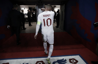 Goleada de Inglaterra para homenajear a Wayne Rooney