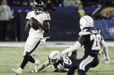 Previa Los Angeles Chargers - Baltimore Ravens: juventud contra experiencia