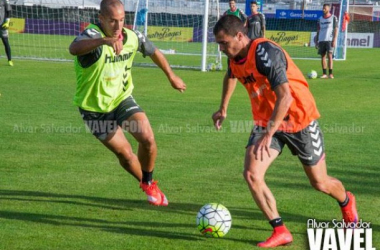 Moyano da el susto en la vuelta de Álvaro Rubio