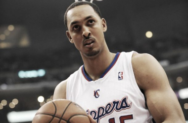 Ryan Hollins se subasta en el mercado