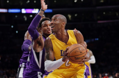 Los Angeles Lakers Edge Out Sacramento Kings To End Three-Game Losing Skid